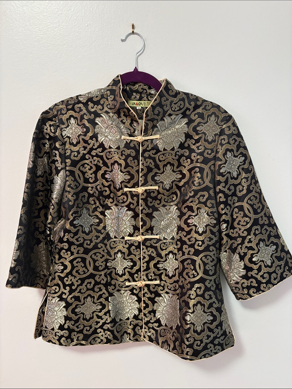 Vintage 90’s Y2K Women's Black & Gold Brocade Mandarin Jacket